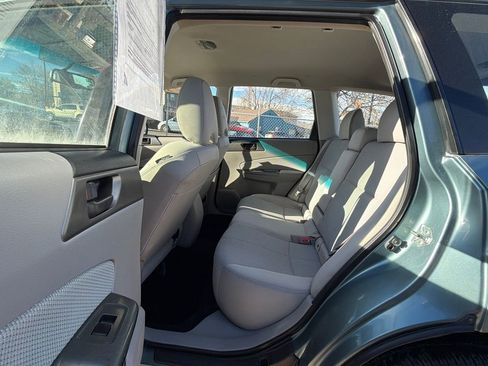 Used 2012 Subaru Forester 2.5X image 24