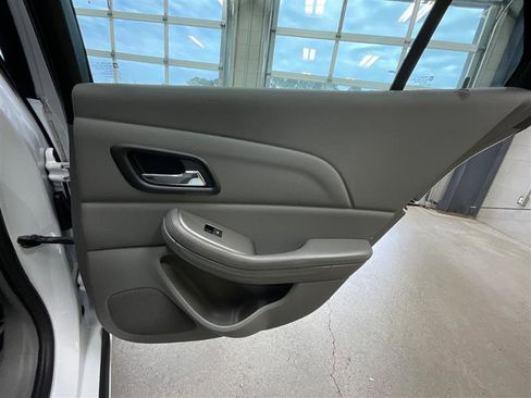 Used 2014 Chevrolet Malibu LS image 20
