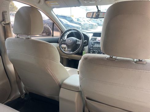 Used 2013 Subaru Crosstrek 2.0i Premium image 14
