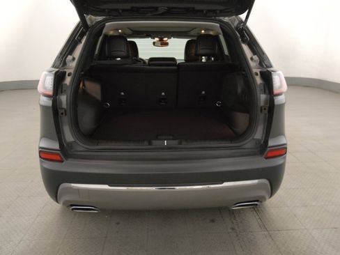 Used 2022 Jeep Cherokee Limited w/ Mopar Interior Package image 29