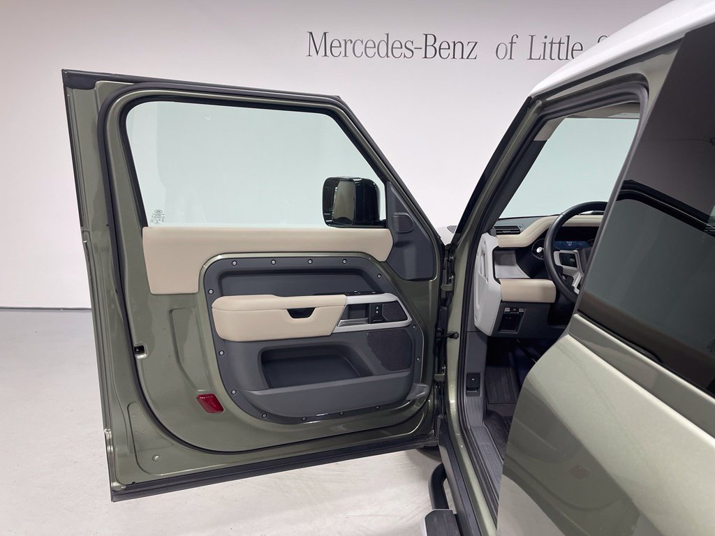 Used 2023 Land Rover Defender 90 S AWD/4WD image 17