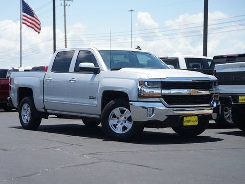 Used 2017 Chevrolet Silverado 1500 LT w/ Texas Edition RWD image 2