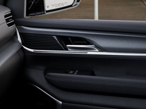 New 2026 Jeep Grand Wagoneer 4WD w/ Premium Group I image 25