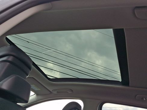 Used 2024 Kia Sportage SX image 13