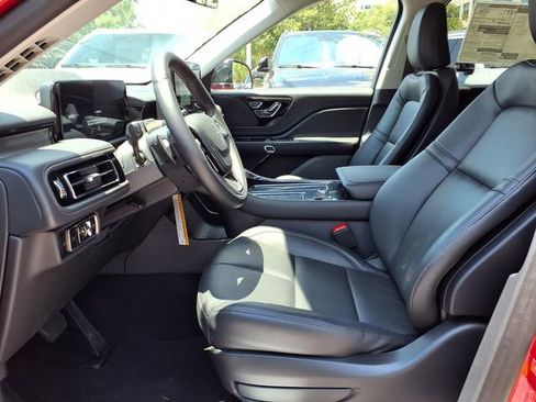New 2026 Lincoln Aviator 2WD image 7