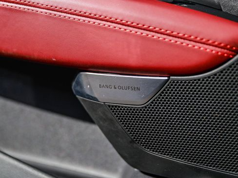 Used 2022 Audi e-tron GT Prestige w/ Prestige Package image 24