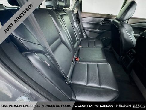 Certified 2023 Nissan Rogue SV w/ SV Premium B Package image 27