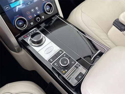 Used 2020 Land Rover Range Rover HSE AWD/4WD image 22