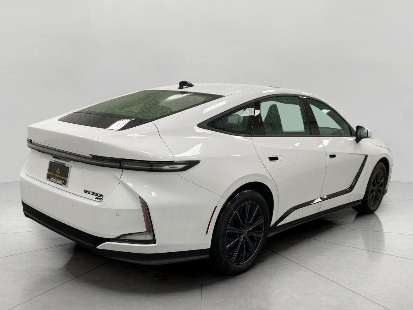 New 2026 Lexus ES 350h AWD w/ Convenience Package image 3