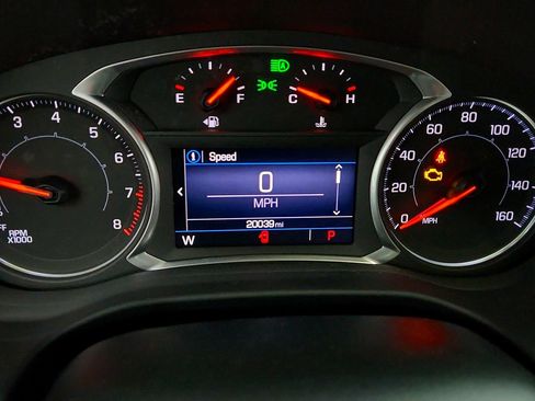 Certified 2021 GMC Acadia SLE w/ Driver Convenience Package FWD image 15