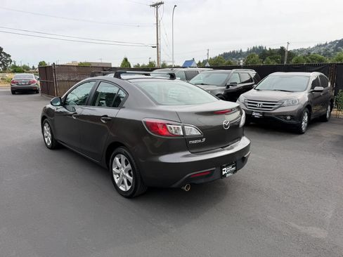 Used 2010 MAZDA MAZDA3 i Touring FWD image 6