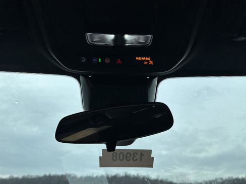 New 2026 Chevrolet Equinox LT w/ Convenience Package II image 16