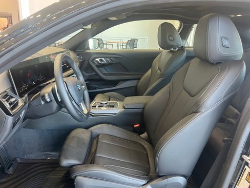 Used 2024 BMW 230i xDrive 230i xDrive w/ Convenience Package image 11