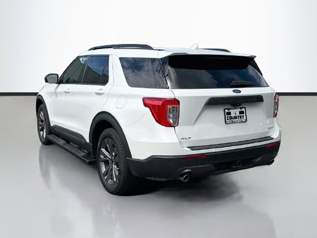 Used 2023 Ford Explorer XLT w/ Equipment Group 202A AWD/4WD image 5