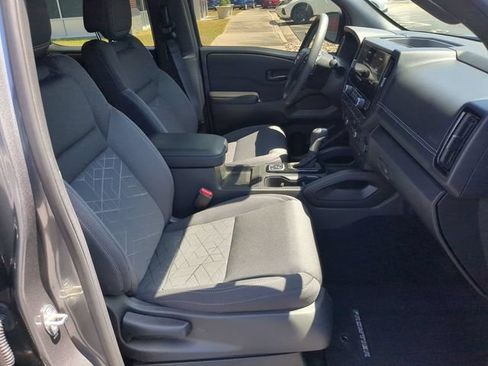 Used 2026 Nissan Frontier SV w/ SV Convenience Package AWD/4WD image 35