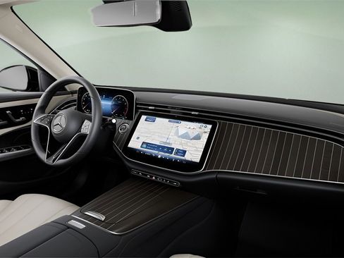 Used 2025 Mercedes-Benz E 350 Sedan image 41