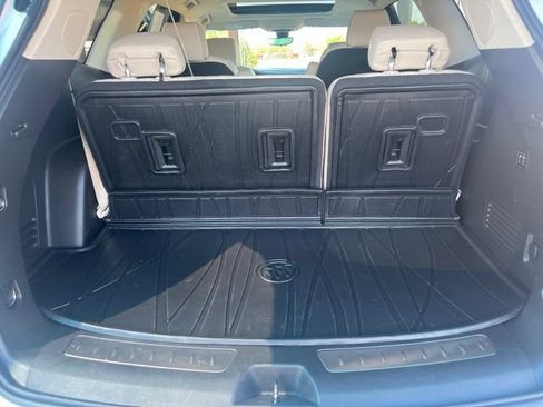 Used 2023 Buick Enclave Avenir w/ Trailering Package, 5000 lbs. FWD image 8