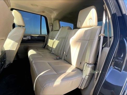 Used 2015 Lincoln Navigator 2WD w/ Equipment Group 101A Reserve image 31