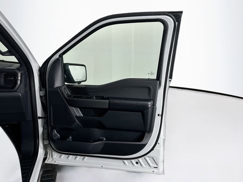 Used 2024 Ford F150 XLT w/ Equipment Group 302A MID image 32