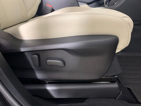 Used 2026 Subaru Ascent Limited AWD/4WD image 24