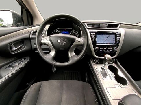 Used 2017 Nissan Murano SV w/ Visibility Package AWD/4WD image 6