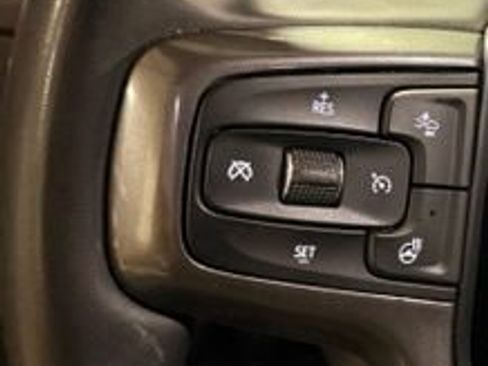 Used 2023 Chevrolet Suburban RST w/ Sport Performance Package AWD/4WD image 32