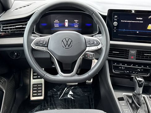 Used 2026 Volkswagen Jetta Sport FWD image 14