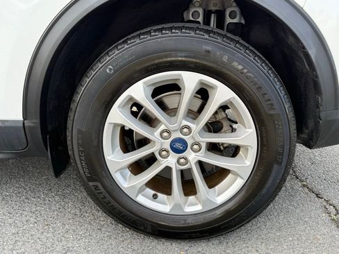 Used 2022 Ford Escape SE w/ Convenience Package image 12