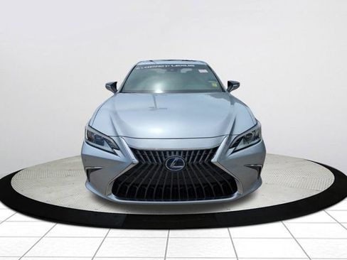 Used 2022 Lexus ES 300h w/ Premium Package FWD image 9