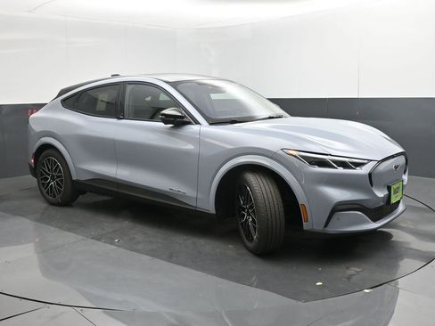 New 2025 Ford Mustang Mach-E Premium image 7