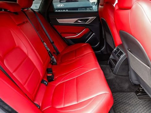 Used 2021 Jaguar XF R-Dynamic SE image 22