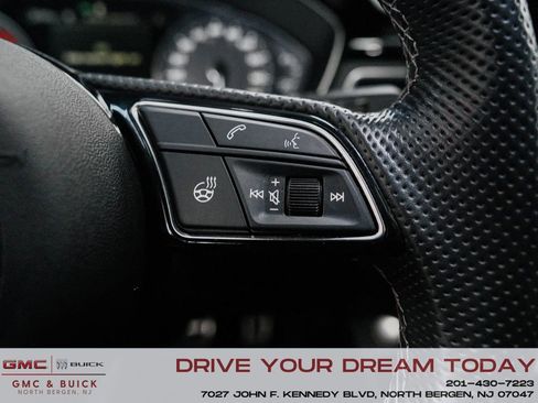 Used 2022 Audi S5 Premium image 26