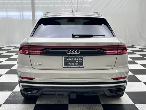 Used 2023 Audi Q8 Prestige AWD/4WD image 6
