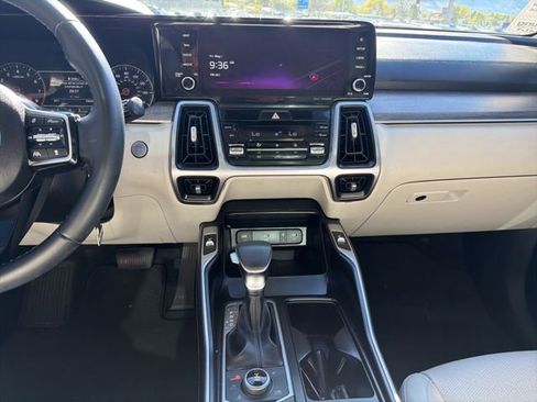 Certified 2023 Kia Sorento X-Line EX AWD/4WD image 26