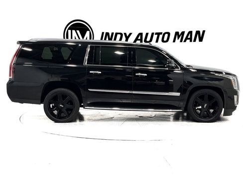 Used 2018 Cadillac Escalade ESV Luxury image 3