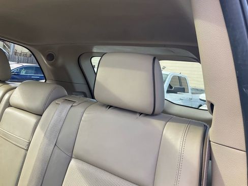 Used 2016 Jeep Grand Cherokee Overland image 31