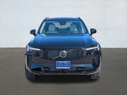New 2026 Volvo XC90 T8 Ultra w/ Protection Package AWD/4WD image 4