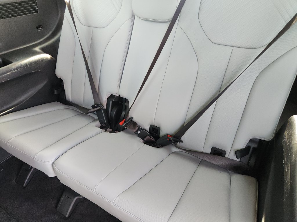 Used 2024 Hyundai Palisade SEL FWD image 34