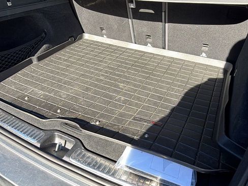 Used 2022 Mercedes-Benz GLC 300 4MATIC image 8