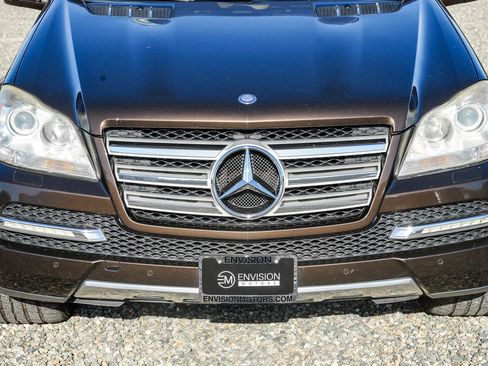 Used 2012 Mercedes-Benz GL 550 4MATIC image 7