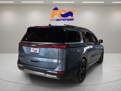 Used 2024 Kia Carnival SX Prestige FWD image 4