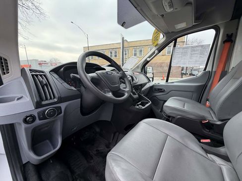 Used 2019 Ford Transit 150 image 12