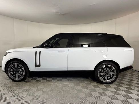 New 2026 Land Rover Range Rover Long Wheelbase SE AWD/4WD image 3