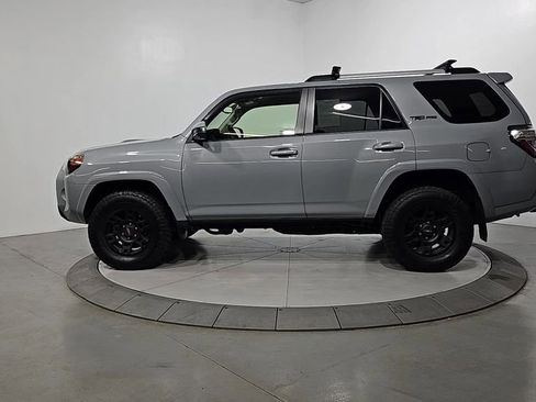 Used 2017 Toyota 4Runner TRD Pro image 2