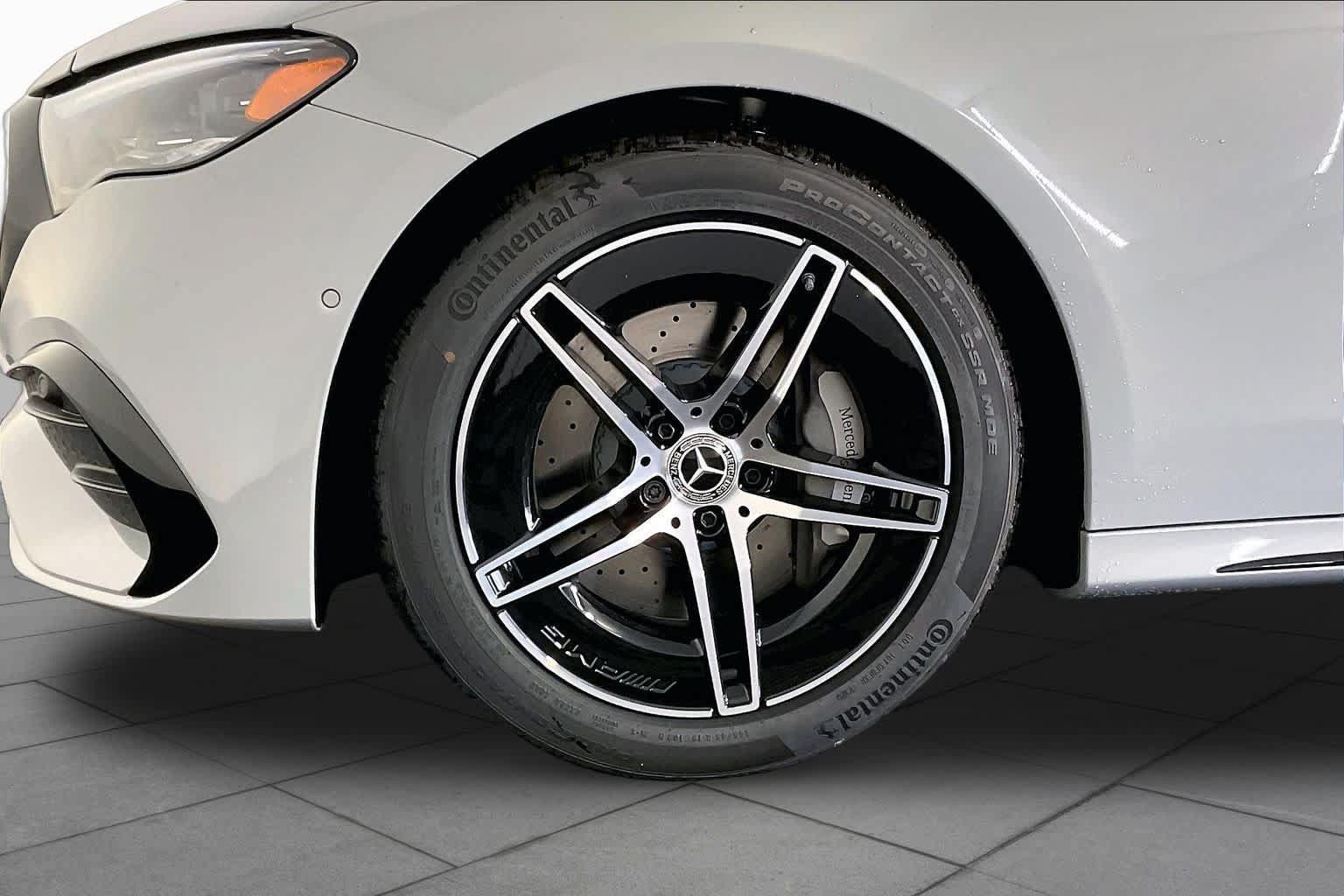 New 2027 Mercedes-Benz E 450 4MATIC Sedan image 17