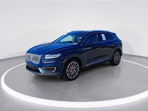 Used 2020 Lincoln Nautilus Reserve w/ Equipment Group 201A image 7