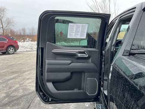 Used 2023 Chevrolet Silverado 1500 LTZ w/ Z71 Off-Road Package image 35