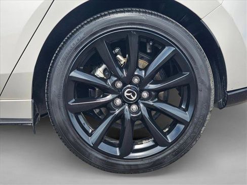 Used 2024 MAZDA MAZDA3 s FWD image 28