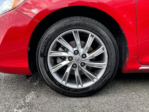 Used 2012 Toyota Camry LE image 9