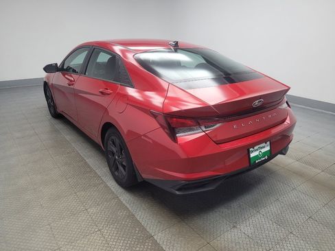 Used 2022 Hyundai Elantra SEL FWD image 5